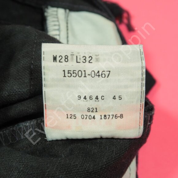 Vintage Levis 501 Jeans Womens 26 Black Cropped Painted Fray Original 90s - Picture 8 of 9